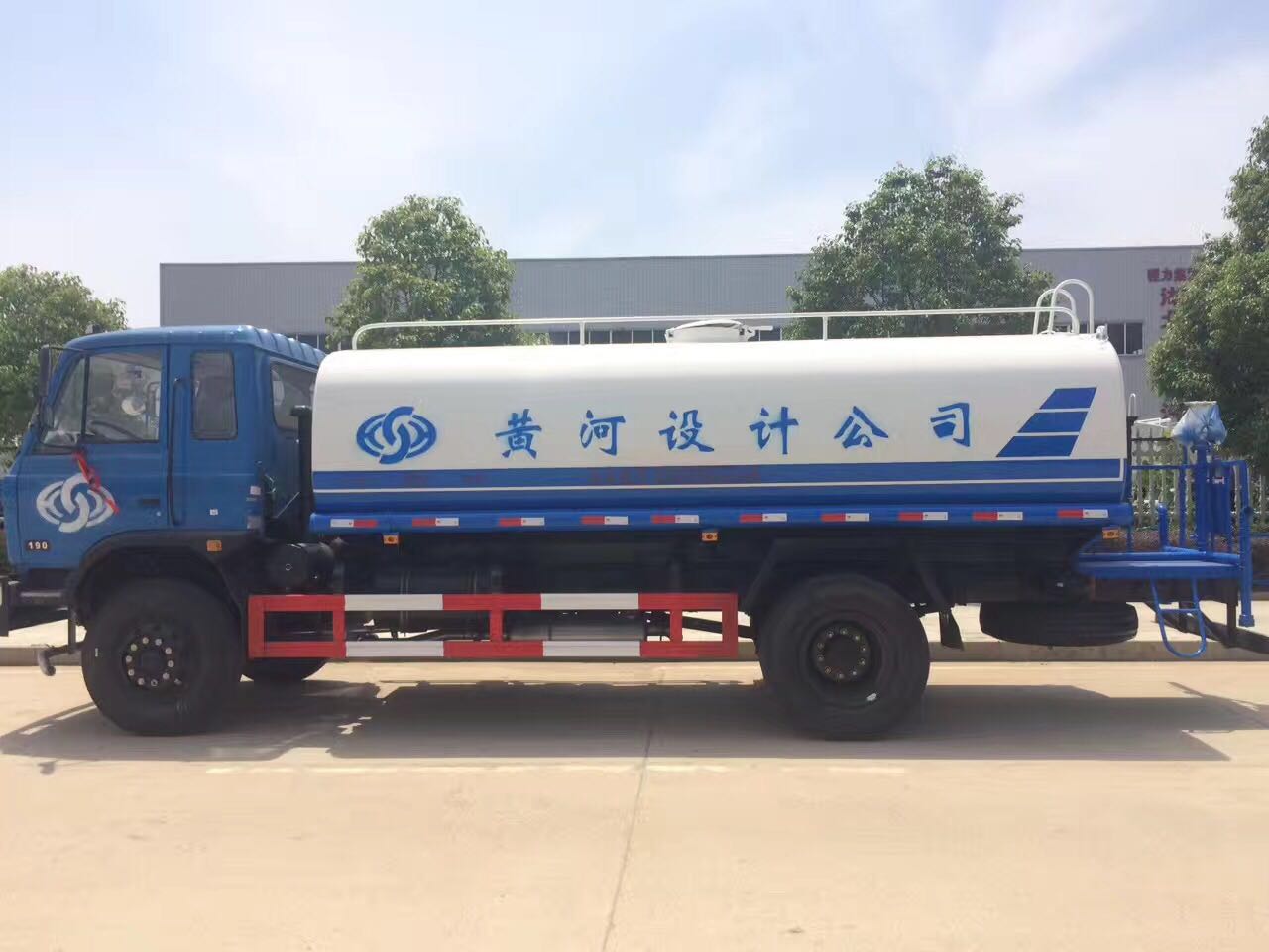 东风153洒水车︱15吨洒水车图片