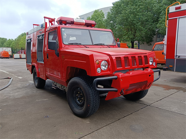 森林巡逻消防车_越野消防洒水车_江西山东_小型双排座北汽四驱5人座消防供水车