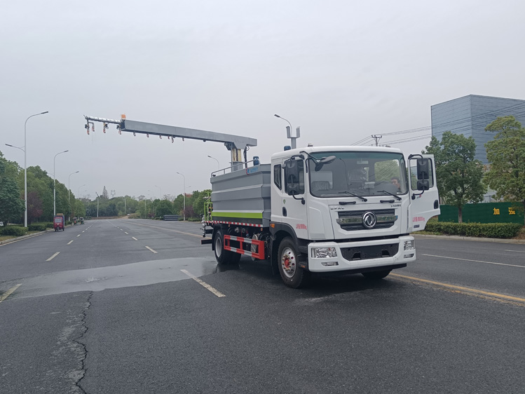 东风D9免税的铁路抑尘车--12吨降尘洒水车_大同煤场抑尘洒水车_运煤抑尘剂固化剂喷洒