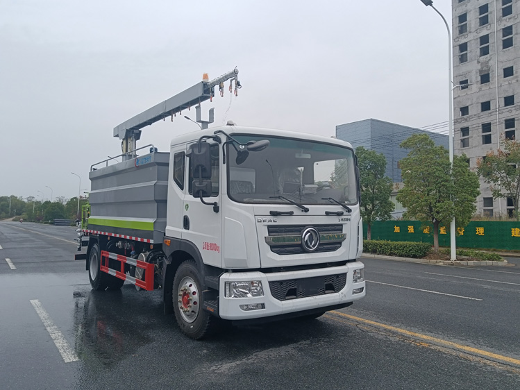 东风D9免税的铁路抑尘车--12吨降尘洒水车_太原铁路装卸煤炭防尘车_煤炭固化剂喷淋车